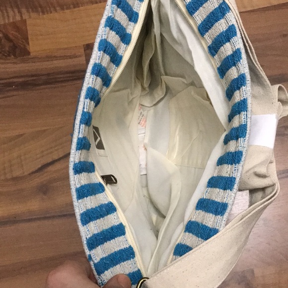 Vestopazzo women’s purse from Italy - Picture 2 of 7